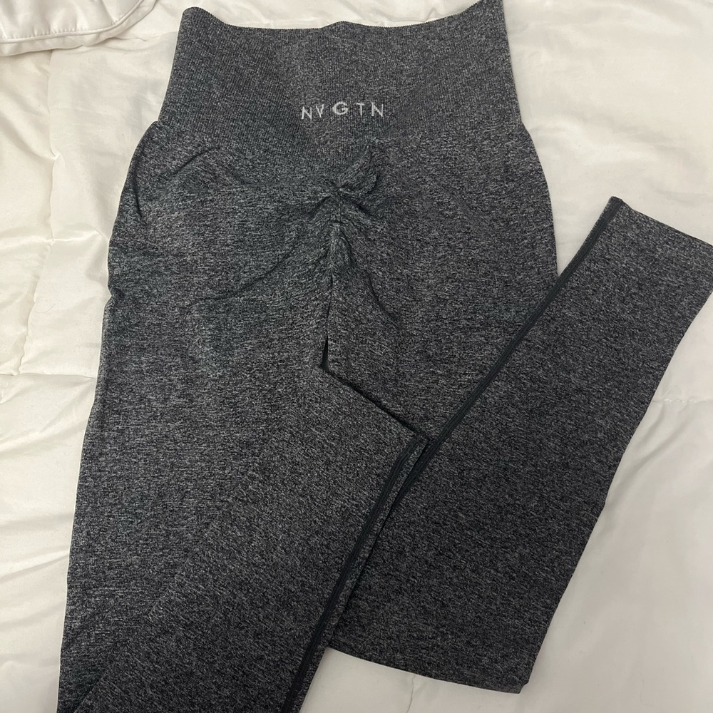 NVGTN Black Speckled Scrunch Seamless Leggings